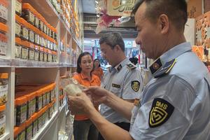 Hà Nội tập trung "bám" điểm tập kết, trung chuyển để ngăn hàng lậu, hàng giả