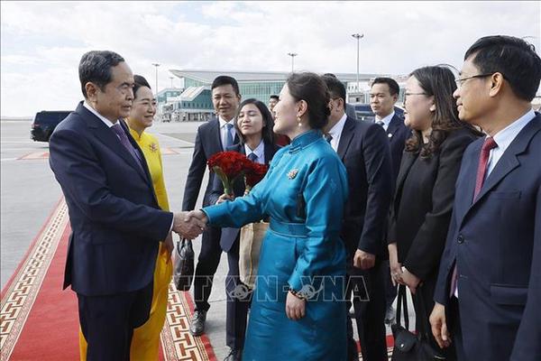 Chủ tịch Quốc hội Trần Thanh Mẫn kết thúc tốt đẹp chuyến thăm chính thức Mông Cổ
