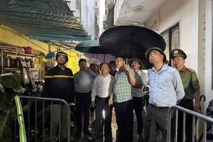Chủ tịch Hà Nội kiểm tra hiện trường vụ cháy khiến 5 người tử vong