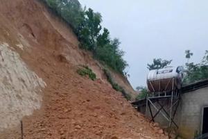 Thanh Hóa công bố tình huống khẩn cấp do sạt lở taluy tại Mường Lát
