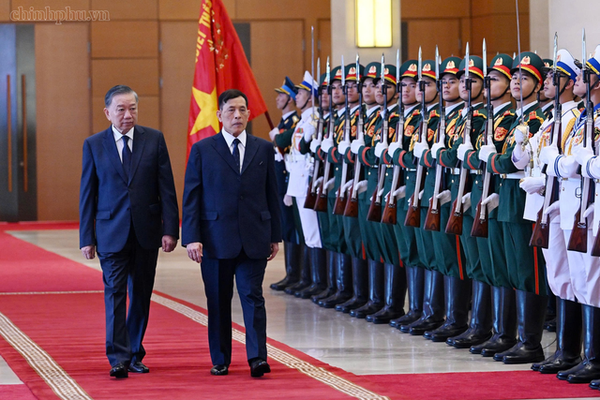 Hoàng gia, Nhà nước và Nhân dân Thái Lan coi trọng đặc biệt quan hệ với Việt Nam