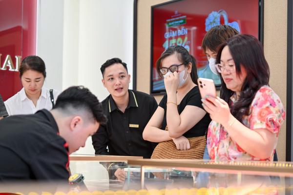 Giá vàng hôm nay 20/9: 100% chuyên gia dự báo tăng, vàng sẽ đi về đâu?