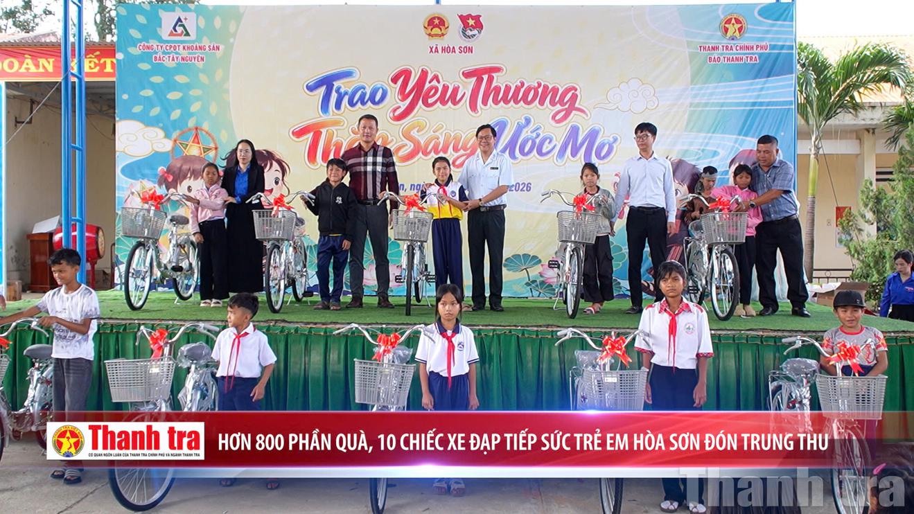 Hơn 800 phần quà, 10 chiếc xe đạp tiếp sức trẻ em Hòa Sơn đón Trung thu