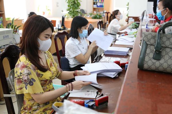 Thời gian làm việc trước tinh giản có được cộng vào thời gian công tác mới không?