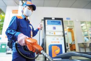 Theo sát từng cửa hàng xăng dầu, không để găm hàng, bán nhỏ giọt