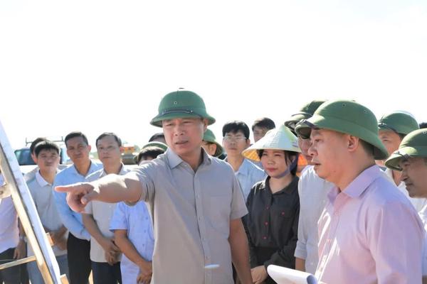 Thanh Hóa: Chủ tịch UBND tỉnh chỉ đạo đẩy nhanh tiến độ các dự án giao thông trọng điểm