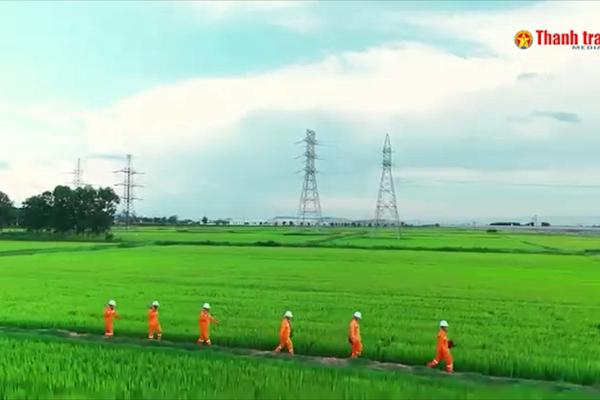 Hành trình sáng tạo không ngừng được viết lên từ thực tế lao động