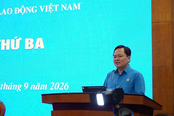 Khai mạc Hội nghị lần thứ 3 Ban Chấp hành Tổng Liên đoàn Lao động Việt Nam khóa XIV