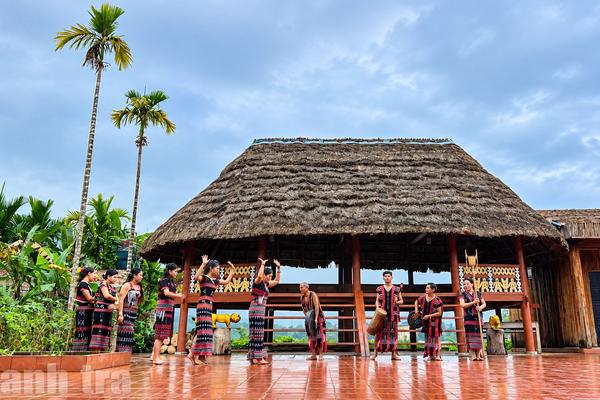 TP Huế: A Lưới hồi sinh những mùa lễ hội cổ truyền