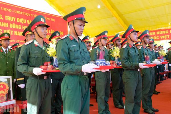 Quảng Trị: Tổ chức lễ viếng, truy điệu và an táng 30 hài cốt liệt sĩ