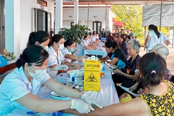 Trên 50% người dân cả nước đã được khám sức khỏe định kỳ miễn phí