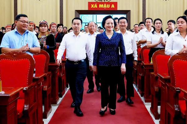 Cử tri Lào Cai kiến nghị chế độ của Chủ tịch Hội Người cao tuổi