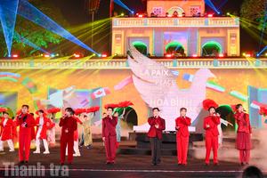 ​ "Lời chào từ Việt Nam" khép lại Lễ hội Văn hóa Thế giới 2026