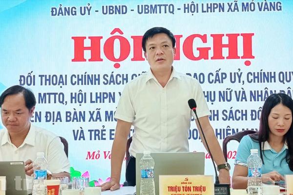Lào Cai: Dân gặp khó, cán bộ phải có mặt