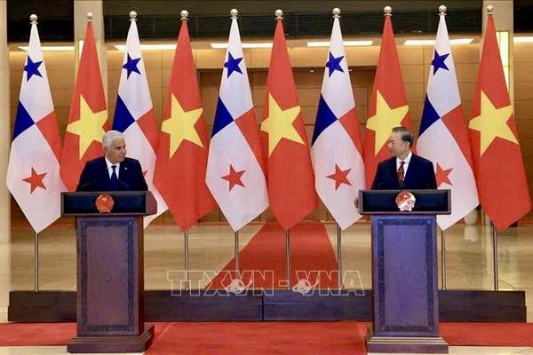Tổng Bí thư, Chủ tịch nước Tô Lâm và Tổng thống Panama gặp gỡ báo chí sau hội đàm