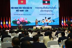 Lãnh đạo Vinachem tham gia đối thoại doanh nghiệp Việt Nam - Lào