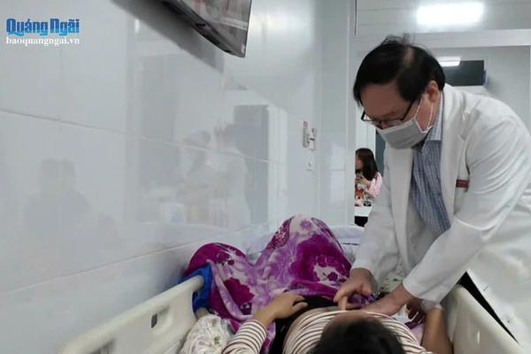 Cục An toàn thực phẩm yêu cầu điều tra nguồn gốc bánh mì khiến 18 người nhập viện ở Quảng Ngãi