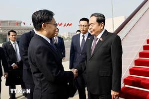 Chủ tịch Quốc hội Trần Thanh Mẫn bắt đầu thăm chính thức Trung Quốc