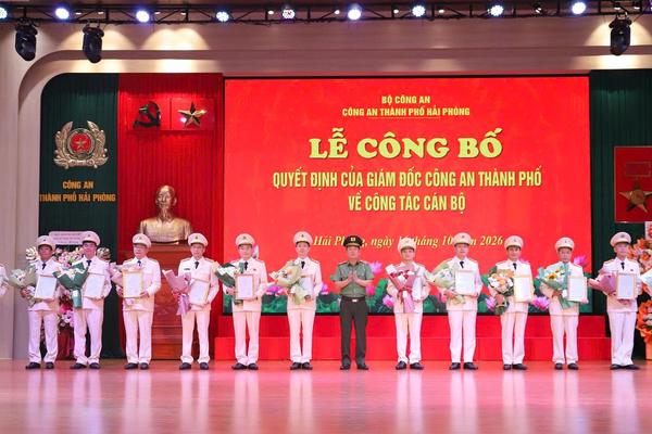 Công an Hải Phòng: Công bố quyết định điều động, bổ nhiệm 13 trưởng phòng