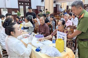 An Giang thu nhận mẫu ADN của hơn 1.100 thân nhân liệt sĩ