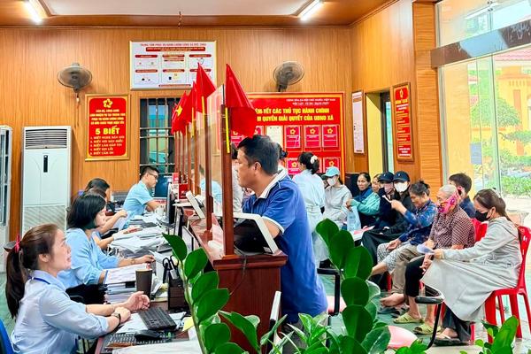 Chính quyền địa phương 2 cấp: “Giữ lửa” cho nhân lực cấp xã