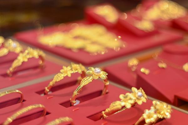 Giá vàng hôm nay 22/10: Giá vàng liệu đã chạm "đáy"?