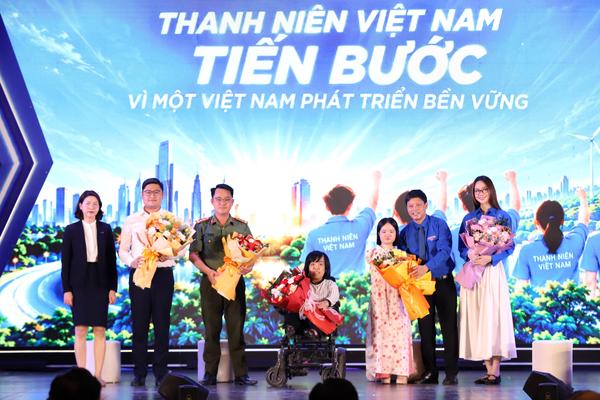 Tiếp năng lượng cho thanh niên, khơi mở cơ hội, trao niềm tin để người trẻ tiến bước
