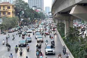 Một tháng thu nhập, bao nhiêu khoản phải chi?