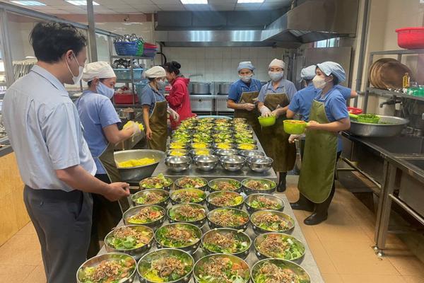 Sơn La kiểm tra an toàn thực phẩm tại 33 cơ sở, siết chặt bếp ăn trường học