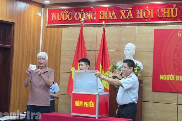 Hà Nội “bịt kẽ hở” tham nhũng: Công khai gần 2.000 thủ tục, xử lý 418 trụ sở dôi dư