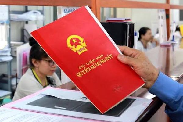 Đất có nguồn gốc khác nhau có bắt buộc phải tách thửa khi cấp sổ đỏ?